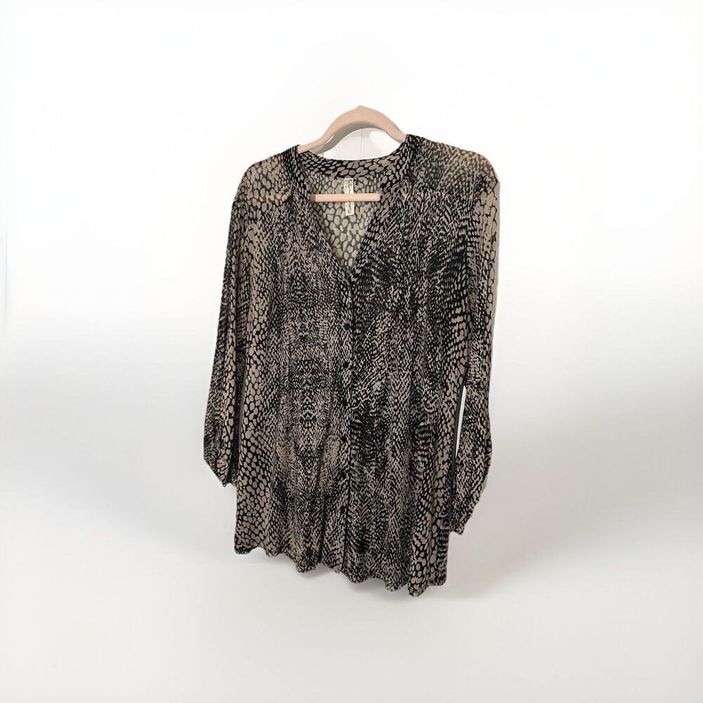 Semi-sheer Blouse snakeskin print 3/4 sleeve size XL PerSeption PreOwned